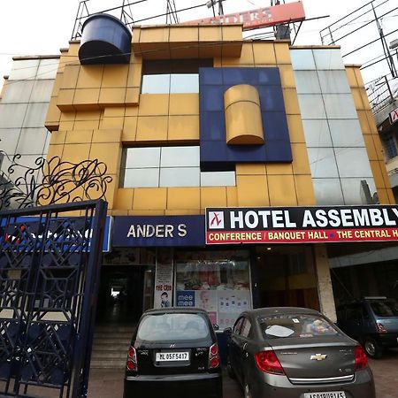 Hotel Assembly-Shillong Шилонг Екстериор снимка